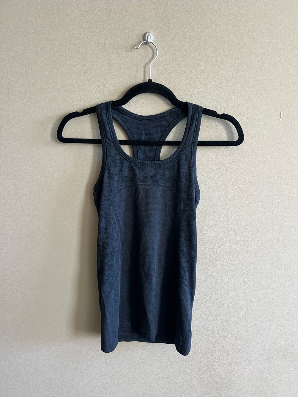 Lululemon Swiftly Tech Racerback Tank Top 2.0 Hip Length Navy Blue and Leopard